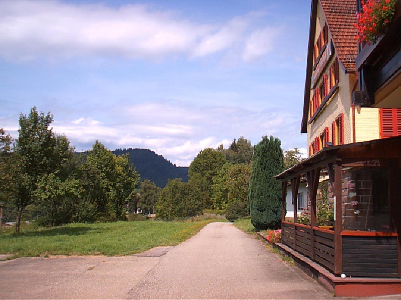 Gasthof Erlenhof Alpirsbach Exterior photo
